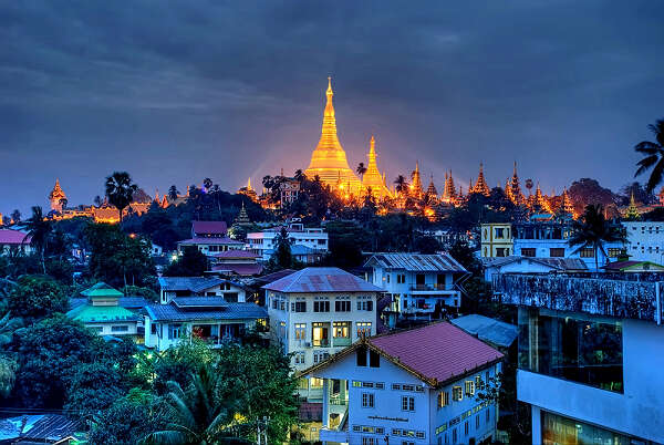 缅华网在《缅甸评论家莫亨:老挝为什么能超过缅甸?