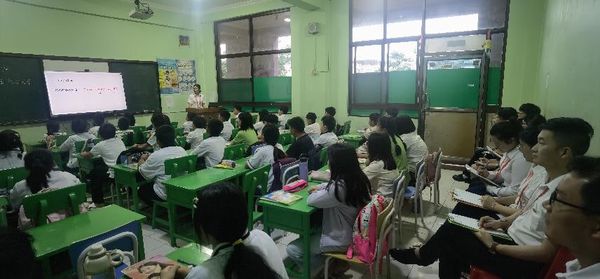 缅甸新世纪国际中文学校开展数学教研公开课