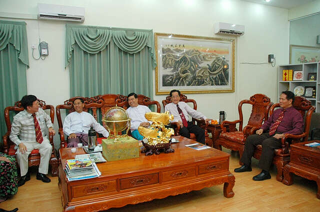 缅甸华商商会举行成立103周年庆典（缅华网 文：华轩 图：钦河）