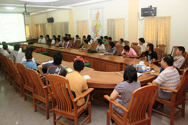 缅中语言文化研究中心再次为中石油缅甸员工举办中华文化讲座