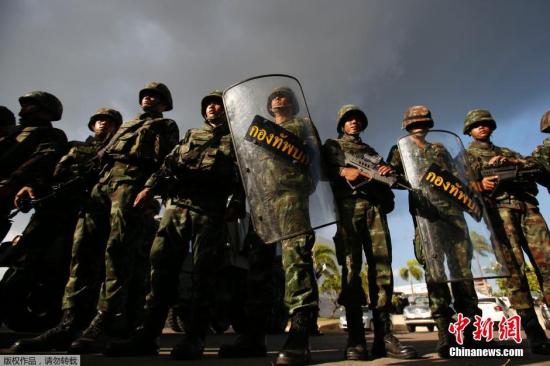 泰国军方宣布政变接管政权 政治危局如何解扣？