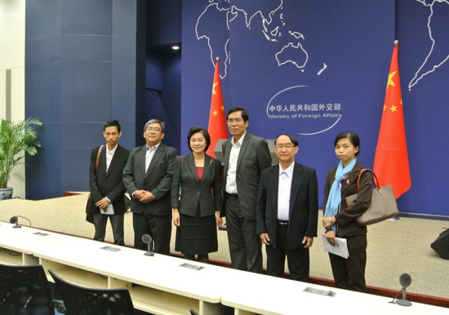 缅甸新闻代表团结束访华回国