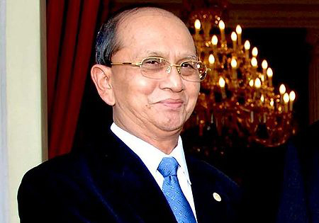 缅甸总统发表新年贺词 承诺2015年举行自由公正大选