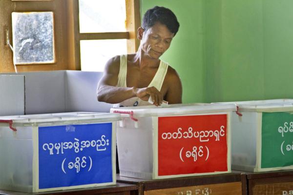 60年后，缅甸在争议中首迎地方政府选举