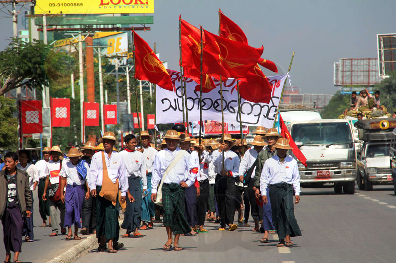 缅甸中央新闻组发表声明警告学生示威大军不可进入仰光省 (华轩)