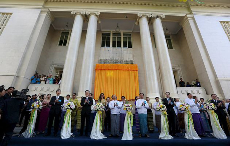 缅甸首个证券交易所正式开幕 （华轩）