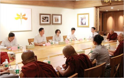 缅甸曼德勒省僧侣代表团访问中缅友协