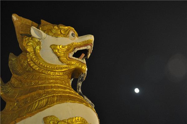 缅甸传统佳节“点灯节”