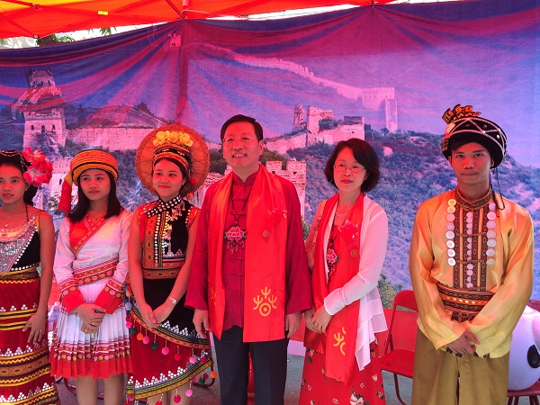 游子的“年”︱在缅甸，春节不只是华人的“年”