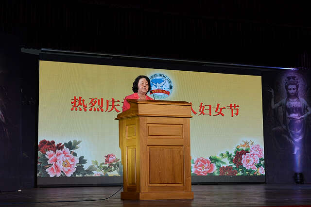 缅华妇女协会热烈庆祝“三八”国际妇女节