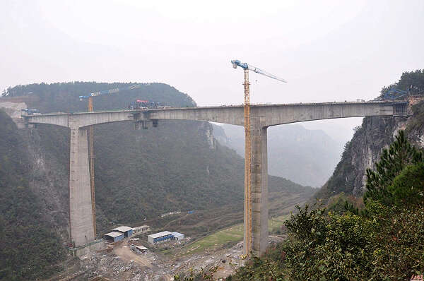 中缅国际通道广大铁路桥梁下部工程完工 预计明年将全线开通