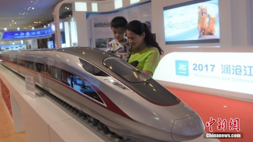 2017澜湄经济技术展览会在金边开幕