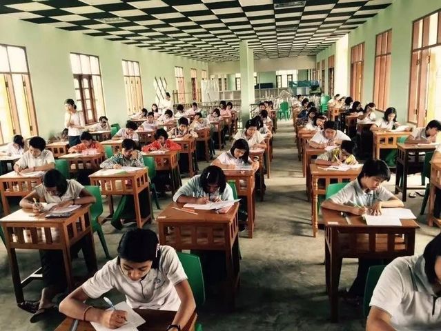 缅甸最牛农村学校建筑，震撼了世界，小编都想去上学了！