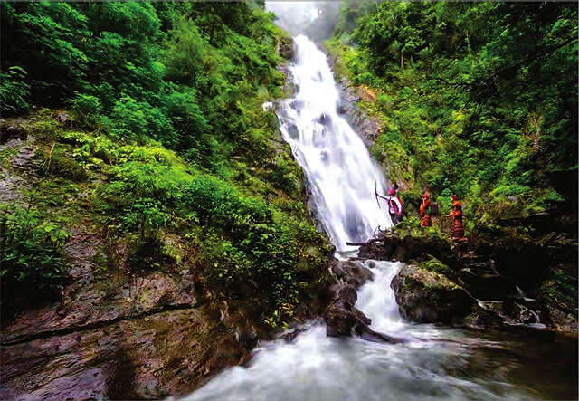 钦邦的七级瀑布——即将开发的旅游景点