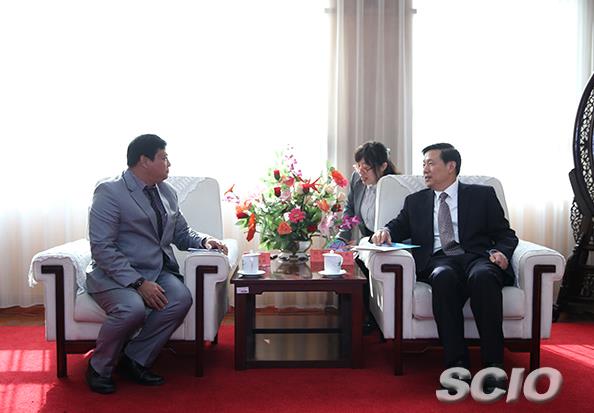缅甸宣传部常务秘书吴苗敏访问中国