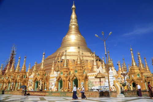 话说缅甸佛塔（南洋伯 Maung Chan）