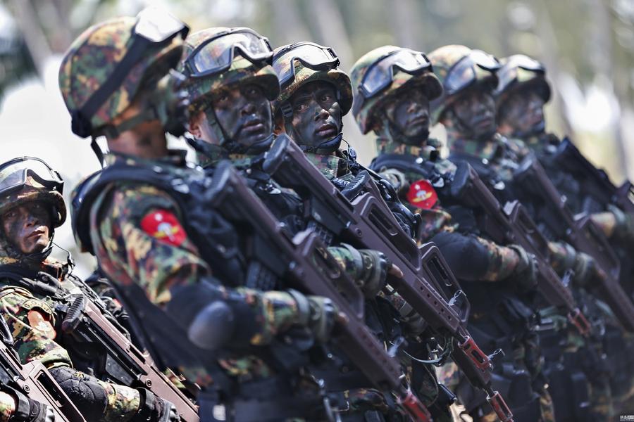 缅甸军方举行最大规模联合军演（组图）