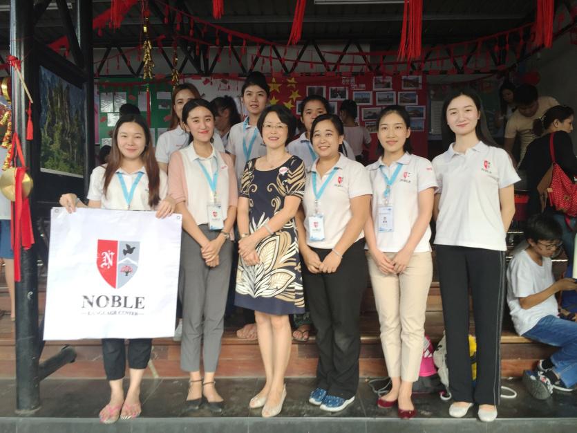驻缅甸大使夫人王雪鸿出席缅甸国际学校国际日活动