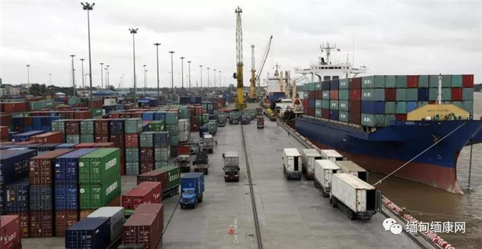 新出口负面清单包含3000多个项目 须申请出口许可证