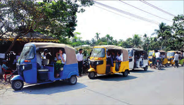茂都市的三轮摩托车