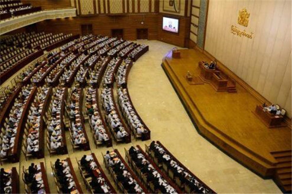 温敏当选缅甸总统