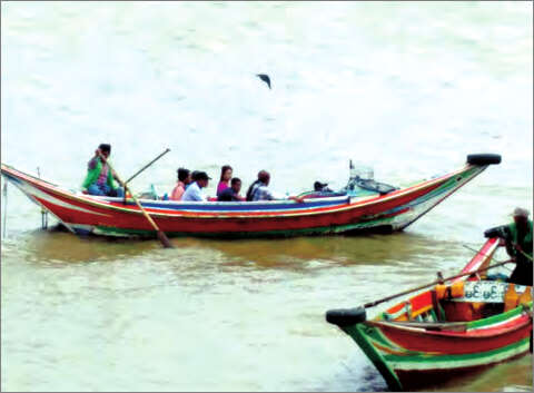 行驶在达拉—仰光间的机动舢板应重新安放救生圈