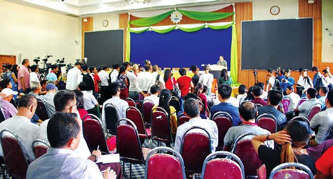 缅甸稻谷总会就大米销毁事件举行新闻招待会说明真相