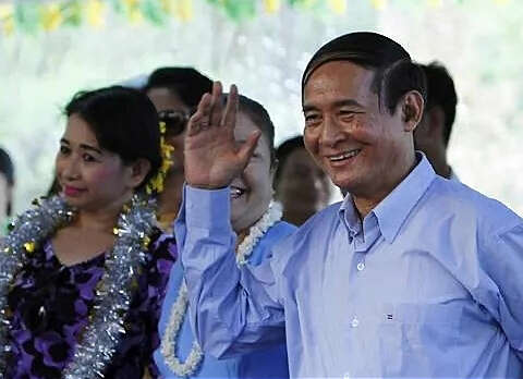 缅甸总统特赦了些囚犯，全国的监狱沸腾了