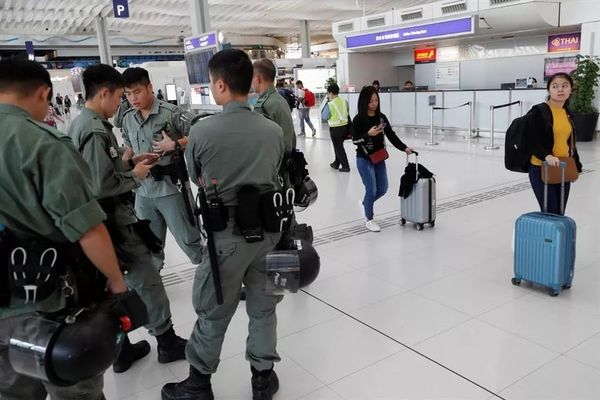 香港开始严查台湾游客行李，果然查出来问题了……