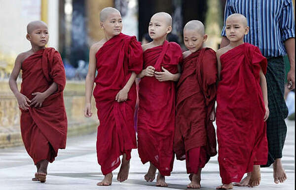 缅甸的出家习俗与禅修文化