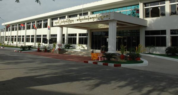 中国将在今年协助第二工业部职业培训学校进行改造升级