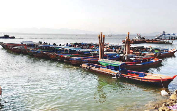 边境口岸非法偷渡入境问题