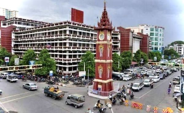 曼德勒所有市场今天重新开业