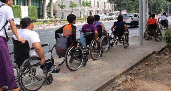 向疫情期间失业的残疾妇女提供救助金