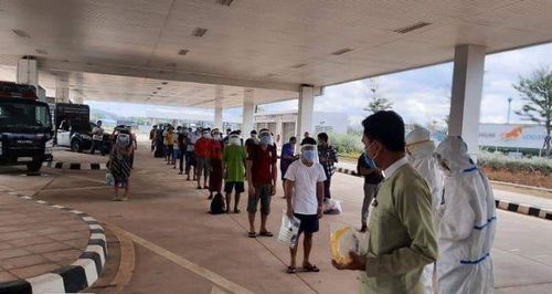 从泰缅边境妙瓦底口岸回国的缅甸劳工已达32000人
