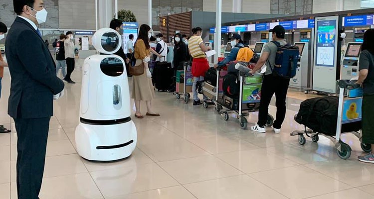 第10批180名缅甸公民从韩国仁川机场返回缅甸