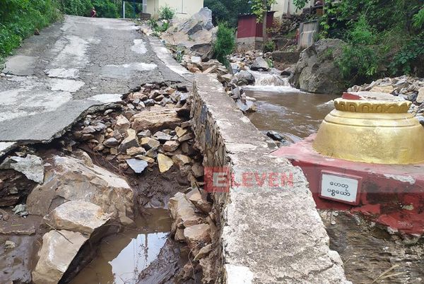 曼德勒省勃生基镇暴雨成灾