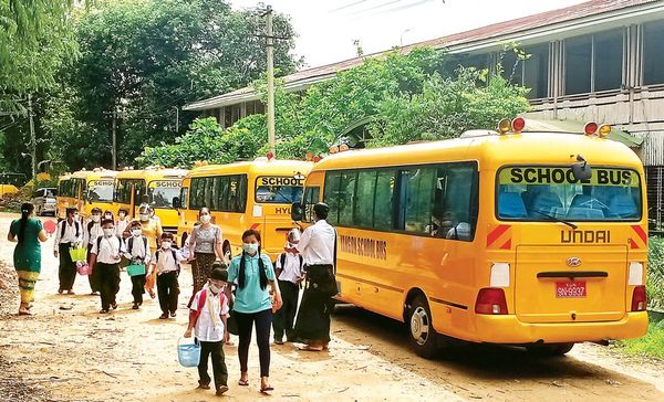 仰光民间交通管理委员会将为有需要的中小学校安排校车