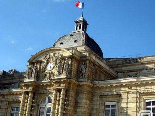 法国发布入境新规，不承认中国疫苗