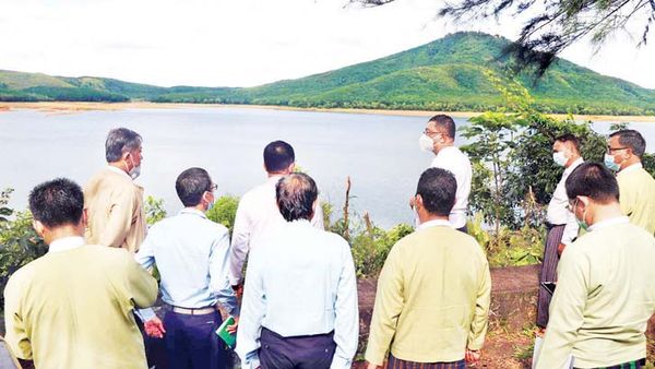 孟邦地区穆洞地区的蛋鸭饲养行业与水利工程