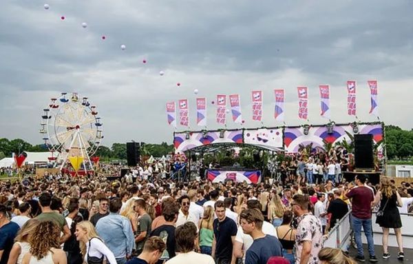 “无新冠病毒”狂欢节后，新冠来了！