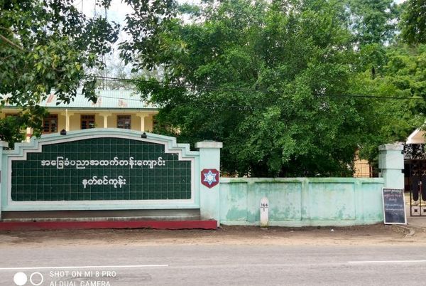 为控制新冠肺炎传播，基础教育学校将再关闭两周