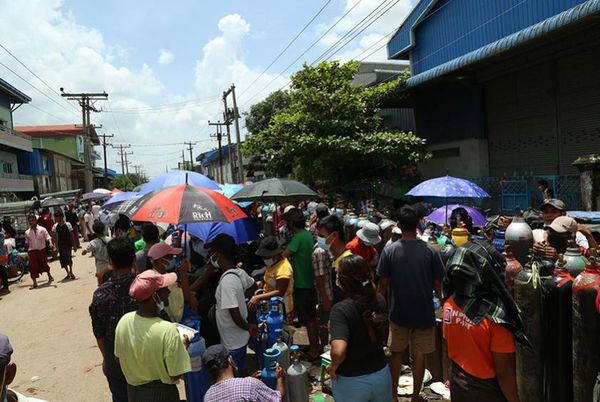 仰光省制氧厂的氧气将由相关镇区供氧委员会统一分配，不得出售给私人