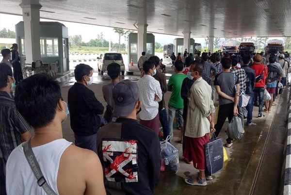 滞留泰方逾一个月的缅甸劳工获准入境