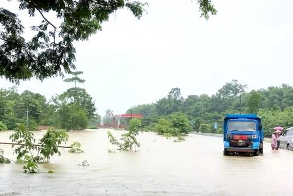 克钦邦连续暴雨导致山体滑坡和山洪