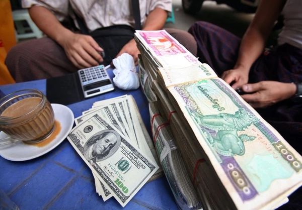 缅币贬值严重至一美元兑1900缅币