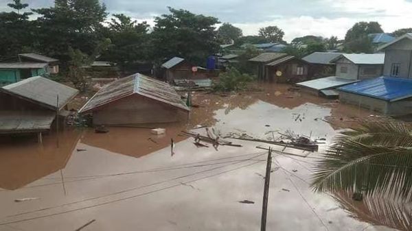 妙瓦底四个低洼小区遭水淹没
