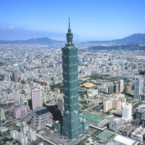 少谈怎么统，多谈统一后