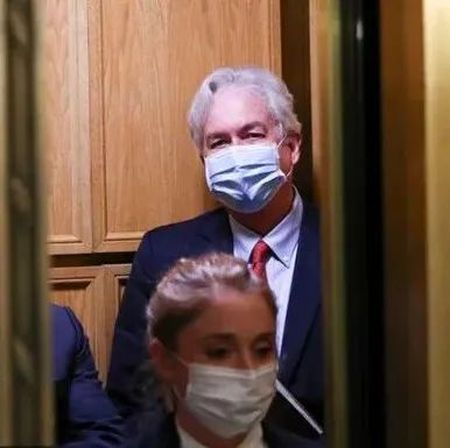 CIA急求懂中文的人，但又担心…