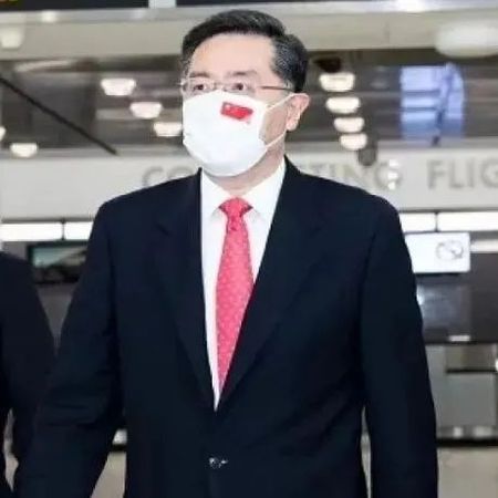 秦刚回应美媒：如果中美都不想打仗，就要共同反对和遏制“台独”